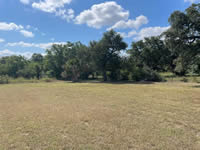 971 N Jefferson, Goliad, TX 77963