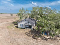 2126 Simecek Rd, Yorktown, TX 78164