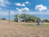 2126 Simecek Rd, Yorktown, TX 78164
