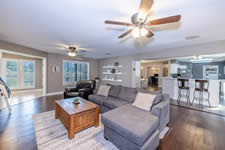 246 Royal Oaks #1, Yorktown, TX 78164