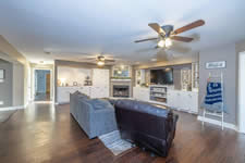 246 Royal Oaks #1, Yorktown, TX 78164