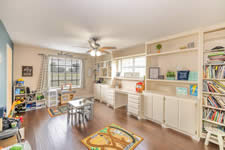 246 Royal Oaks #1, Yorktown, TX 78164