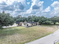 246 Royal Oaks #1, Yorktown, TX 78164
