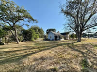 305 N. Riedel, Yorktown, TX 78164