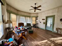 305 N. Riedel, Yorktown, TX 78164
