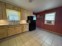 607 Lavaca, Cuero, TX 77954