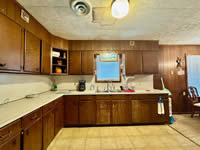 654 E. Seventh St, Yorktown, TX 78164