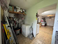 807 W. Tenth St., Yorktown, TX 78164