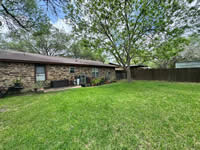 807 W. Tenth St., Yorktown, TX 78164