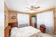 94 Crestview Rd., Yorktown, TX 78164