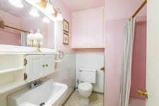 94 Crestview Rd., Yorktown, TX 78164