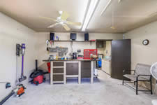 94 Crestview Rd., Yorktown, TX 78164